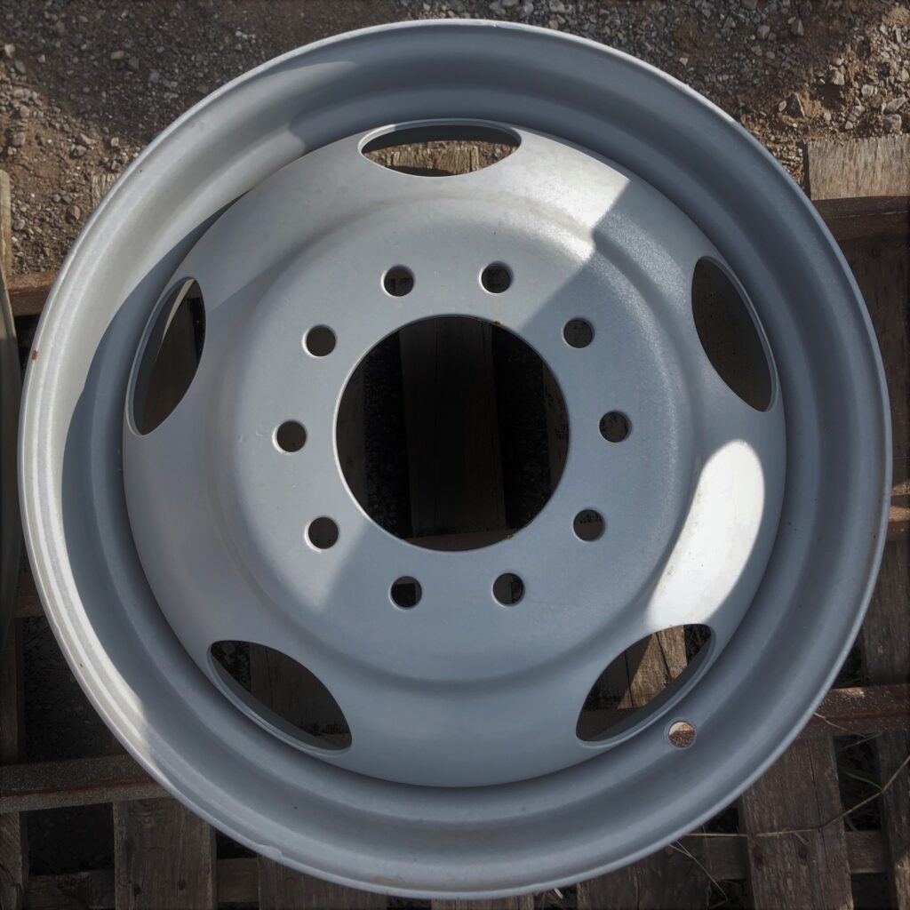 19.5 inch 10 Lug Wheel Rim 3500 RV Motor home Chevy GMC Truck Dual 8026 ...